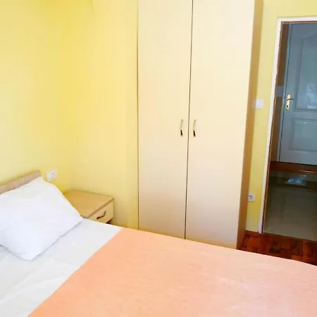 Mare - Sunny Island Rab Kampor